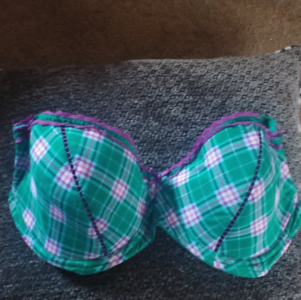 L. E. I Bra Green plaid